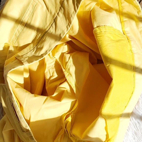 Neiman Marcus Exclusive yellow dressy pants - Picture 6 of 12